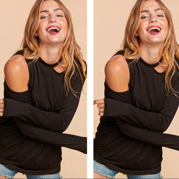 Tops - Black Cold Shoulder Cut Out Long Sleeve Knit Top
